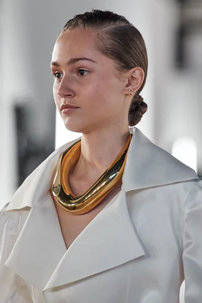Look 148